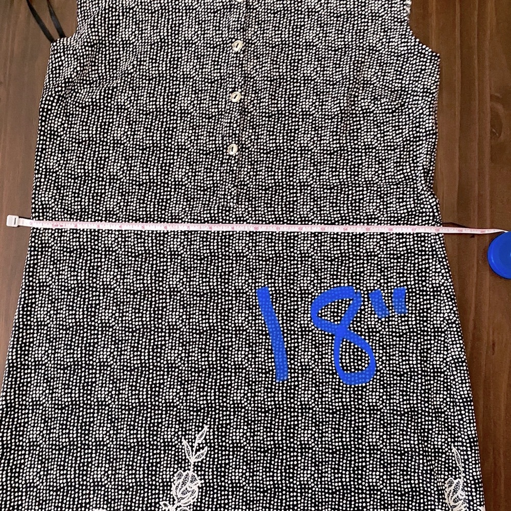 Beautiful dress π - Picture 7 of 10